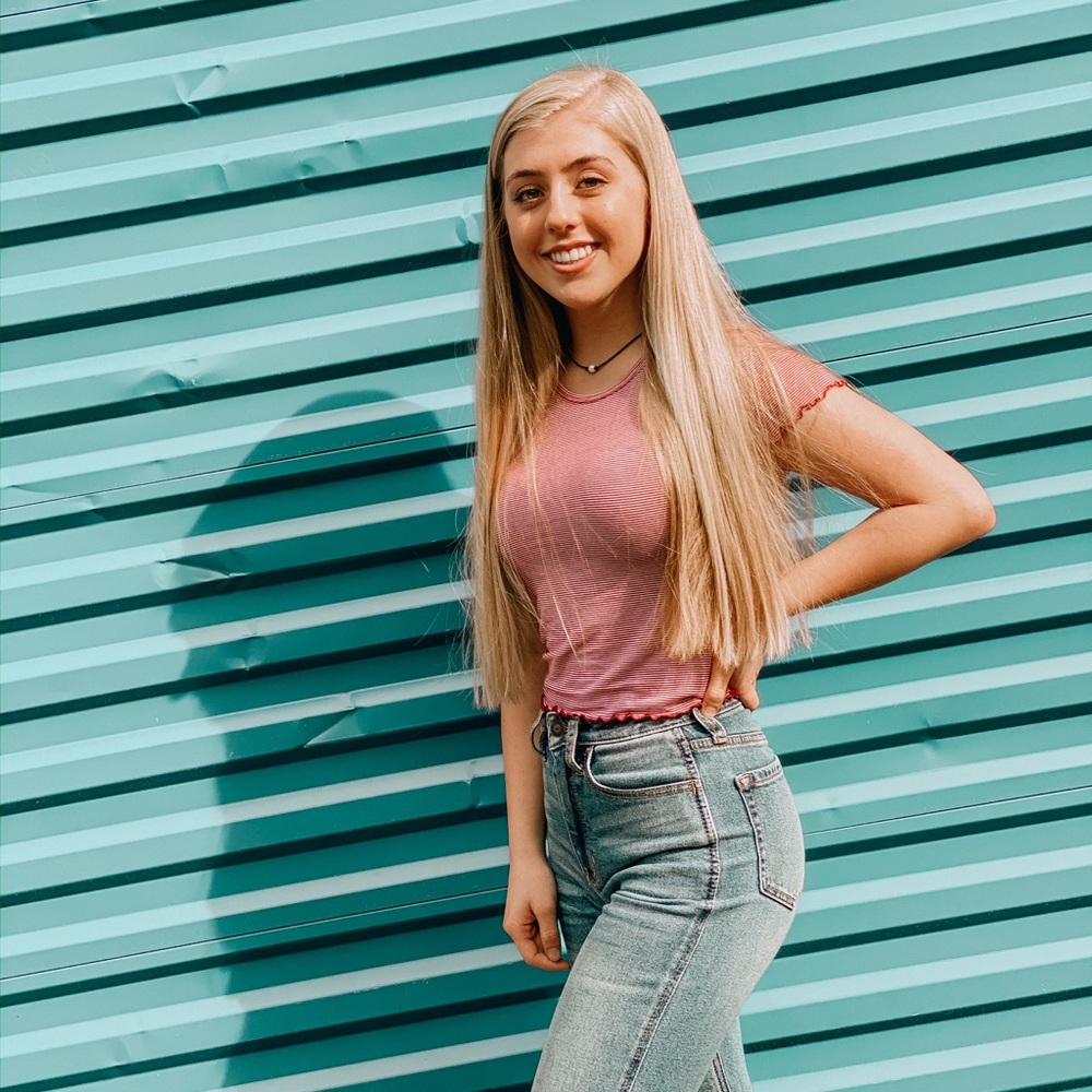 Meet your Posher, Dara